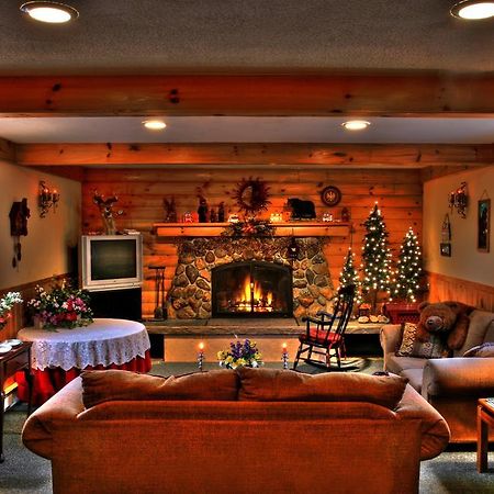 Covered Bridge River View Lodge (Adults Only) Джексон Интерьер фото