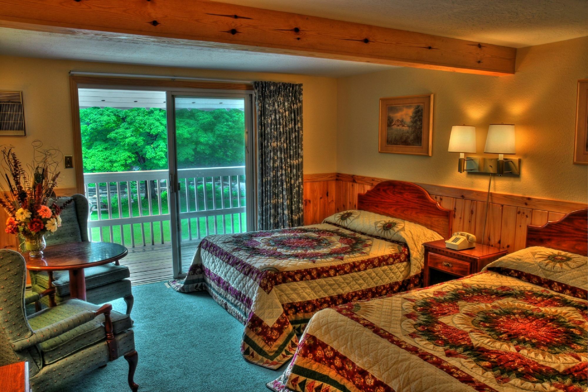 Covered Bridge River View Lodge (Adults Only) Джексон Номер фото